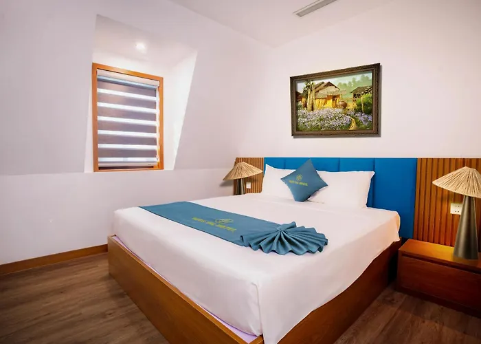 Khách sạn Crysstall Boutique