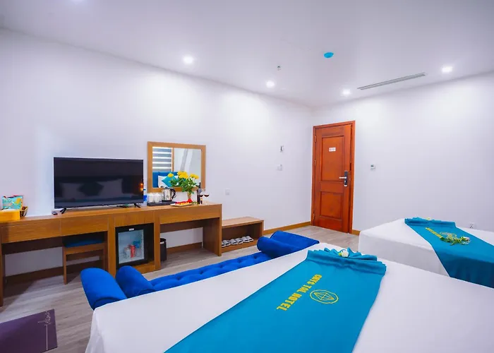 Khách sạn Crysstall Boutique